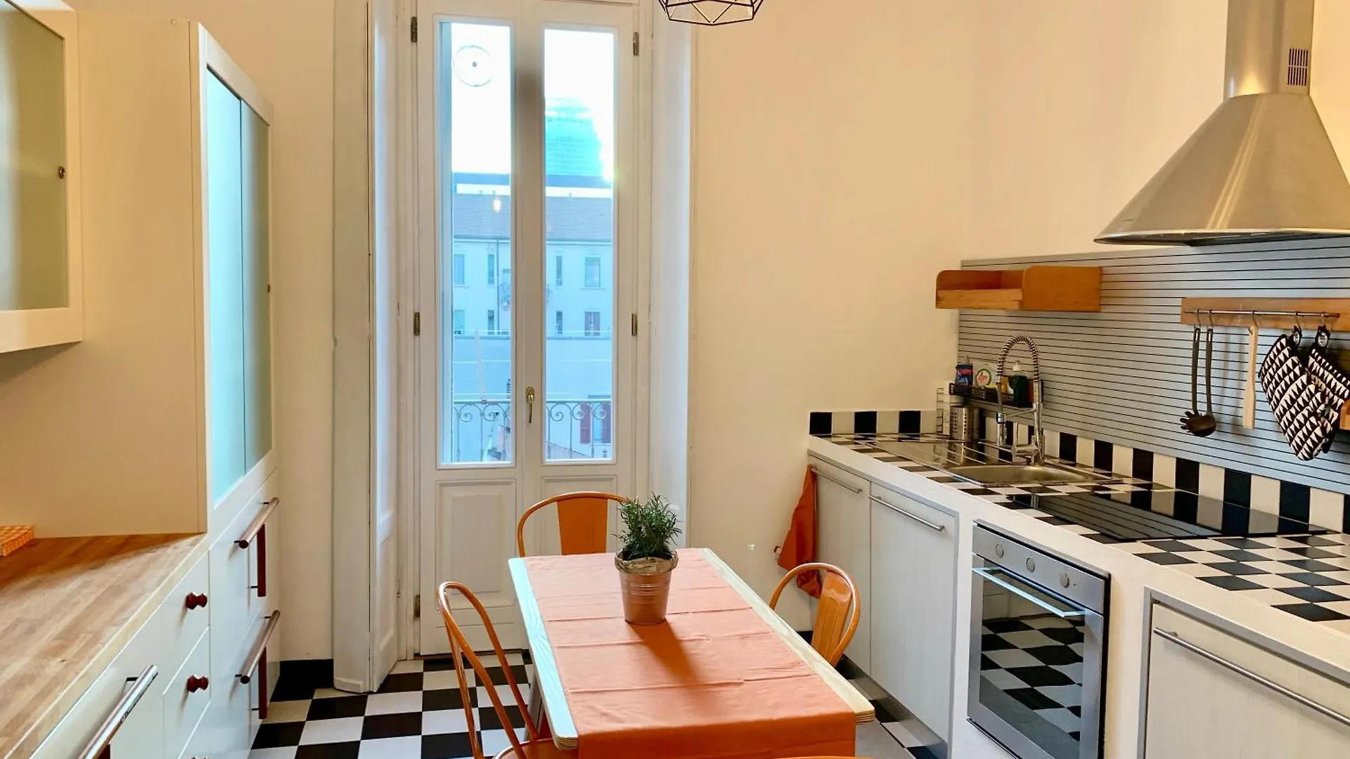 Mara'S Milano City Center Apartment